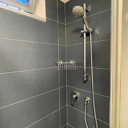 Accogliente Bilocale Nel Cuore Di Apartment